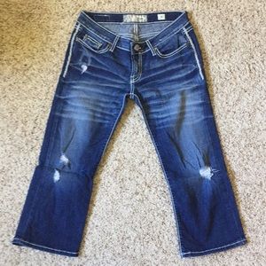 BKE Stella Capris with a little flair. Size 28